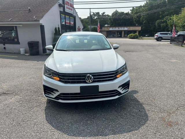 2017 Volkswagen Passat R-Line Comfort