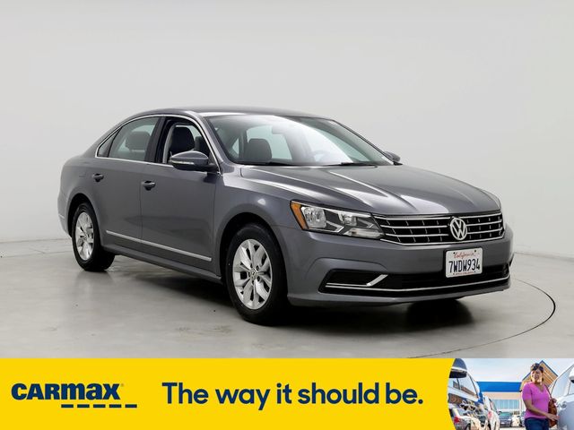 2017 Volkswagen Passat 1.8T S