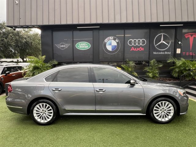 2017 Volkswagen Passat 1.8T SE