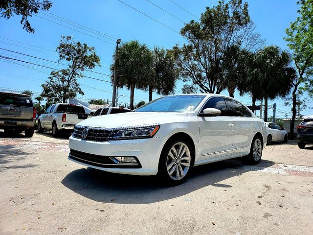 2017 Volkswagen Passat 1.8T SE Technology