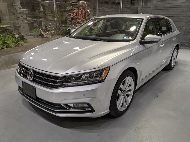 2017 Volkswagen Passat 1.8T SEL Premium