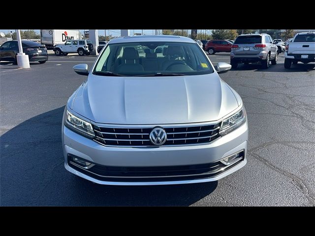 2017 Volkswagen Passat 1.8T SEL Premium