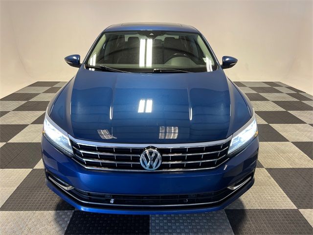 2017 Volkswagen Passat 1.8T SEL Premium