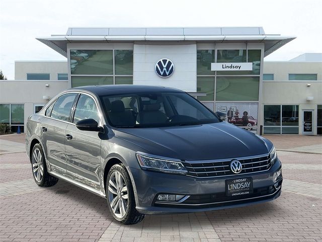 2017 Volkswagen Passat 1.8T SEL Premium