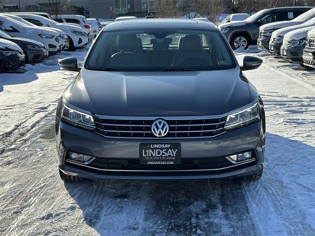 2017 Volkswagen Passat 1.8T SEL Premium