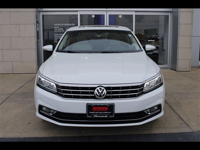 2017 Volkswagen Passat 1.8T SEL Premium