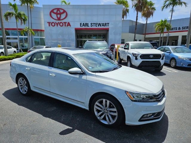 2017 Volkswagen Passat 1.8T SEL Premium