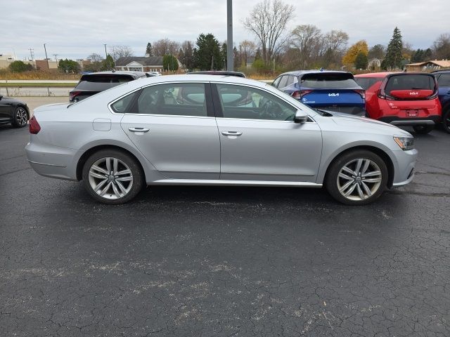 2017 Volkswagen Passat 1.8T SEL Premium