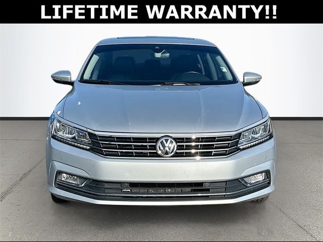 2017 Volkswagen Passat 1.8T SEL Premium