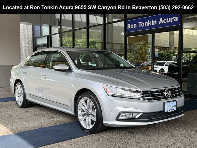 2017 Volkswagen Passat 1.8T SEL Premium