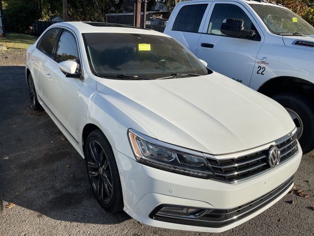 2017 Volkswagen Passat 1.8T SEL Premium