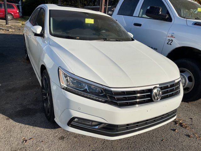 2017 Volkswagen Passat 1.8T SEL Premium