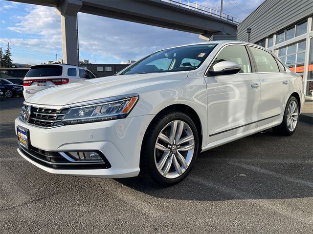 2017 Volkswagen Passat 1.8T SEL Premium