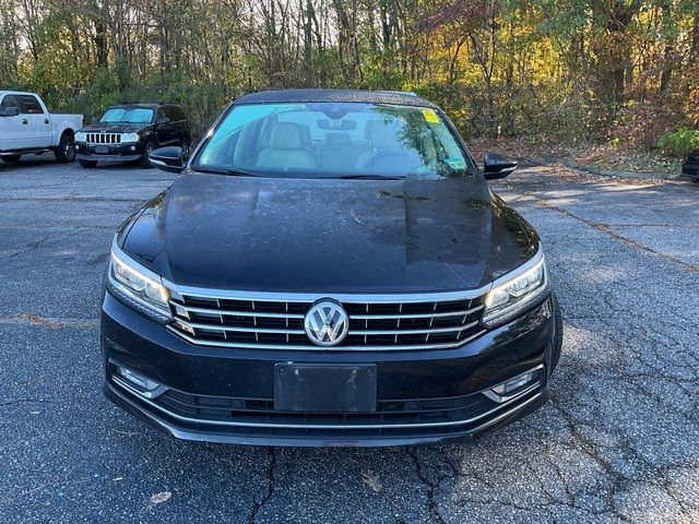 2017 Volkswagen Passat 1.8T SEL Premium