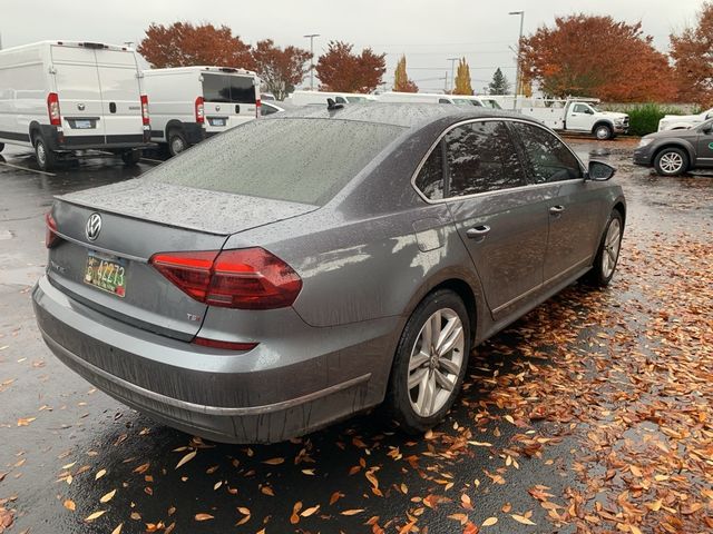 2017 Volkswagen Passat 1.8T SEL Premium