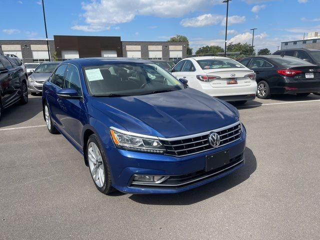 2017 Volkswagen Passat 1.8T SEL Premium