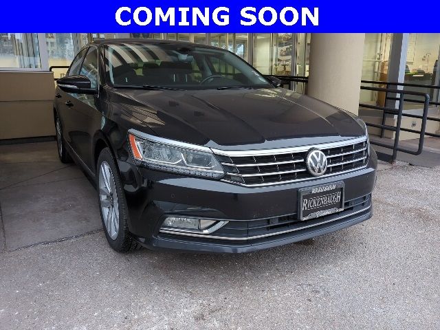 2017 Volkswagen Passat 1.8T SEL Premium