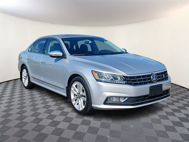 2017 Volkswagen Passat 1.8T SEL Premium