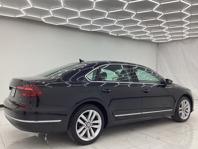 2017 Volkswagen Passat 1.8T SEL Premium