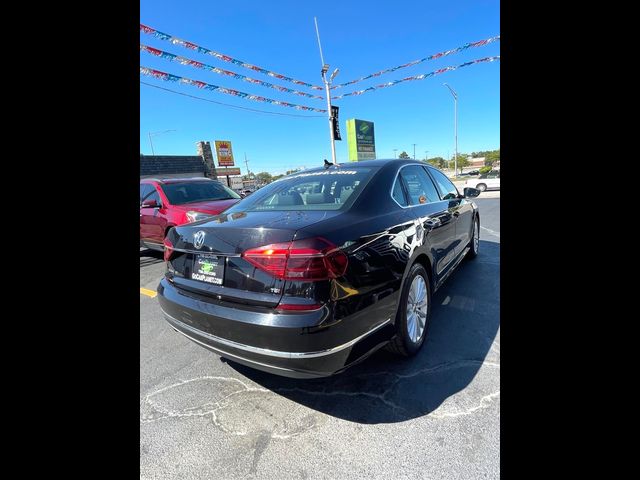 2017 Volkswagen Passat 1.8T SE