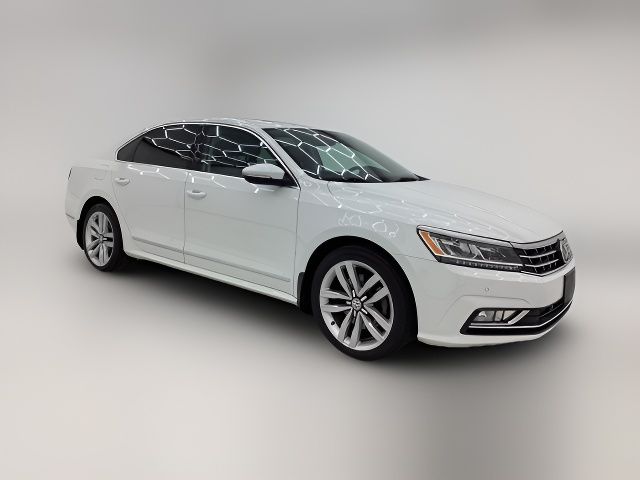 2017 Volkswagen Passat 1.8T SE Technology