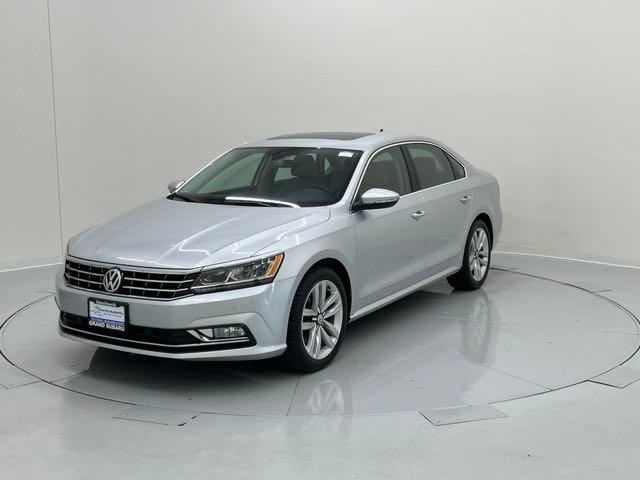 2017 Volkswagen Passat V6 SEL Premium