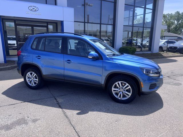 2017 Volkswagen Tiguan Base
