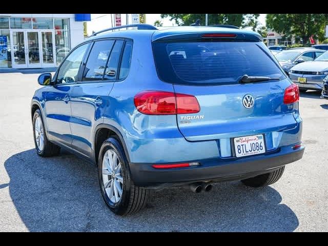 2017 Volkswagen Tiguan Base