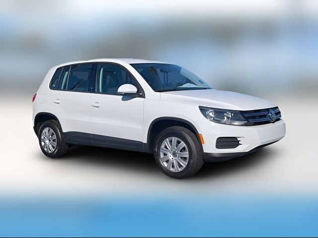 2017 Volkswagen Tiguan Base