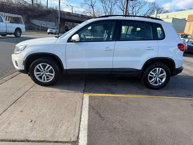 2017 Volkswagen Tiguan S