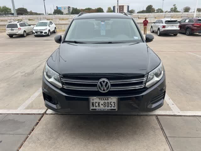 2017 Volkswagen Tiguan Base