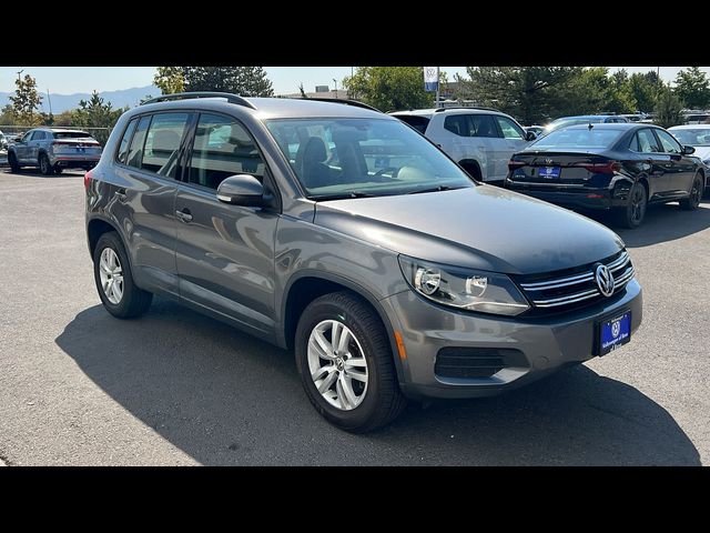 2017 Volkswagen Tiguan Base