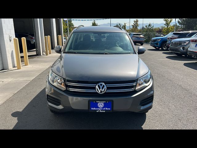 2017 Volkswagen Tiguan Base