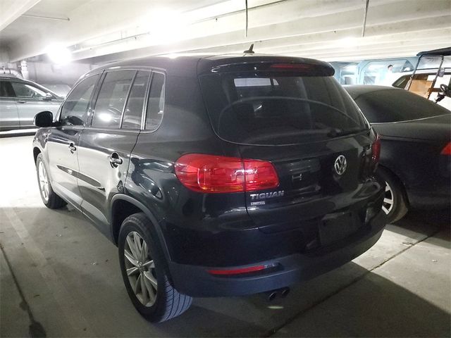 2017 Volkswagen Tiguan Base