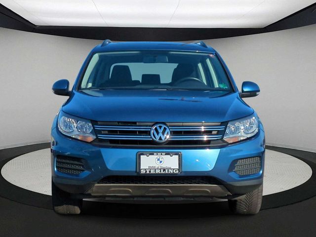 2017 Volkswagen Tiguan Base