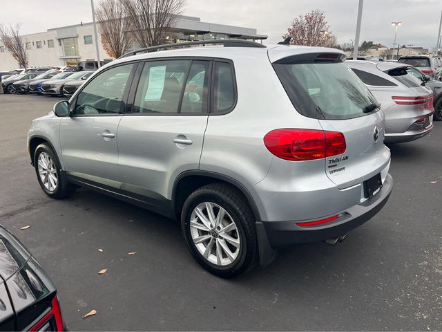 2017 Volkswagen Tiguan Base