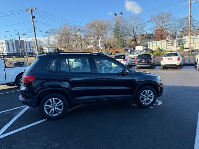 2017 Volkswagen Tiguan S