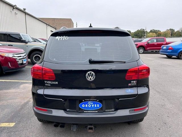 2017 Volkswagen Tiguan Base