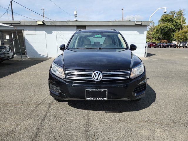 2017 Volkswagen Tiguan Base