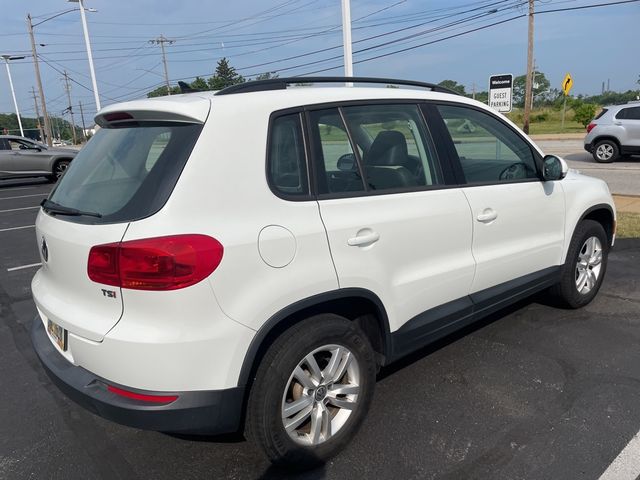 2017 Volkswagen Tiguan S