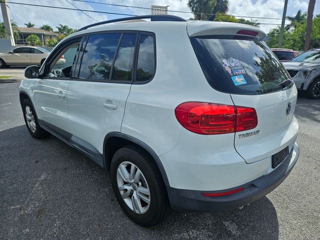 2017 Volkswagen Tiguan Base