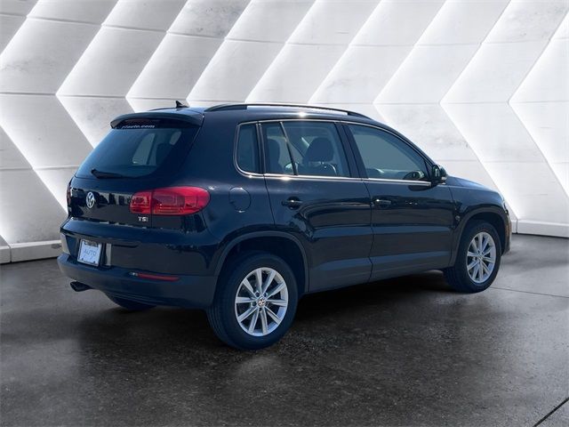 2017 Volkswagen Tiguan Base