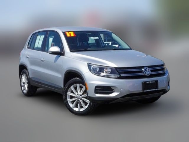 2017 Volkswagen Tiguan Base