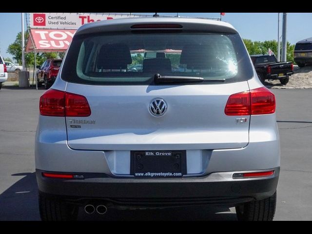 2017 Volkswagen Tiguan Base