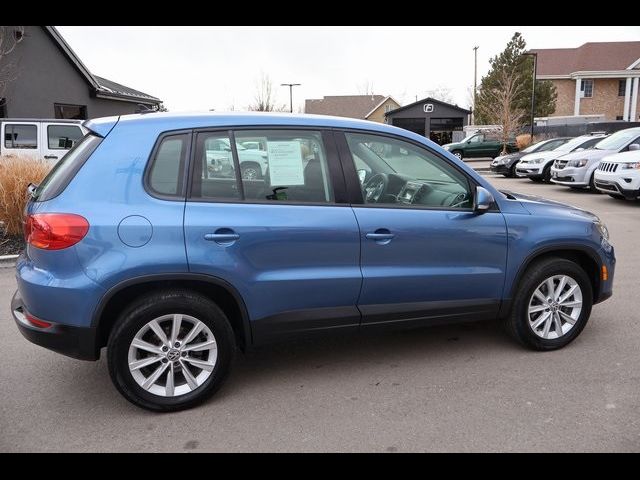 2017 Volkswagen Tiguan Base