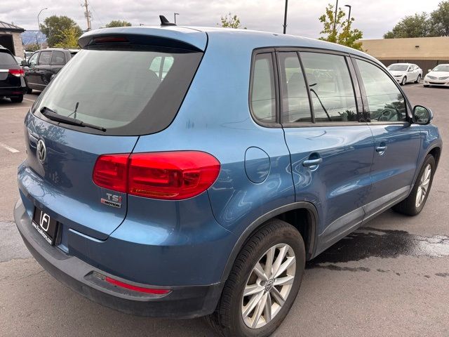 2017 Volkswagen Tiguan Base