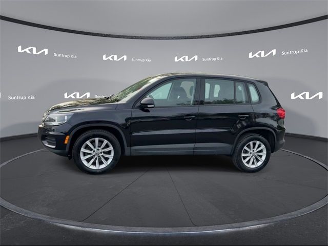 2017 Volkswagen Tiguan Base