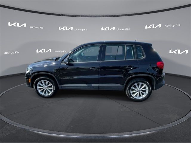 2017 Volkswagen Tiguan Base