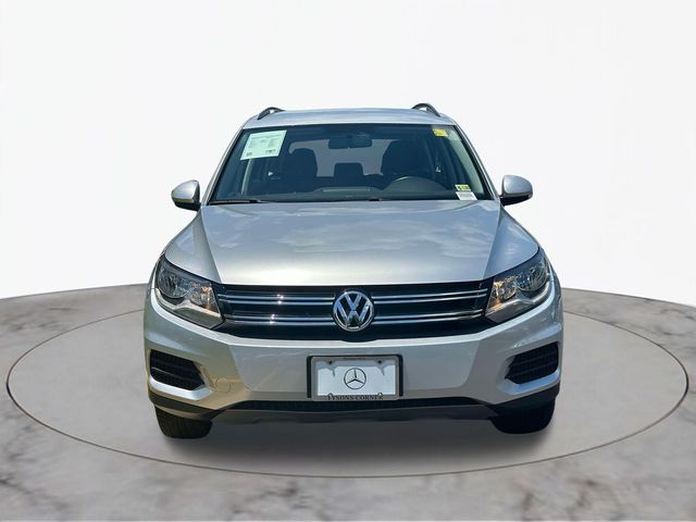 2017 Volkswagen Tiguan Base