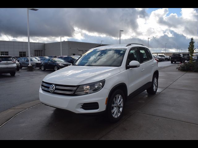 2017 Volkswagen Tiguan Base